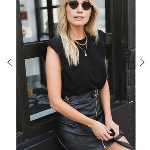 AMARYLLIS | Melbourne Muscle Tank